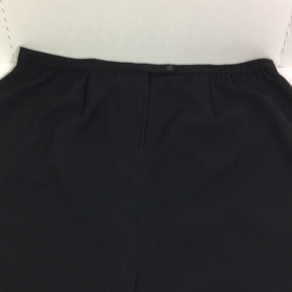 Liz Claiborne Villager Skirt Black Elastic sides Zips up Size 24W - Picture 5 of 10